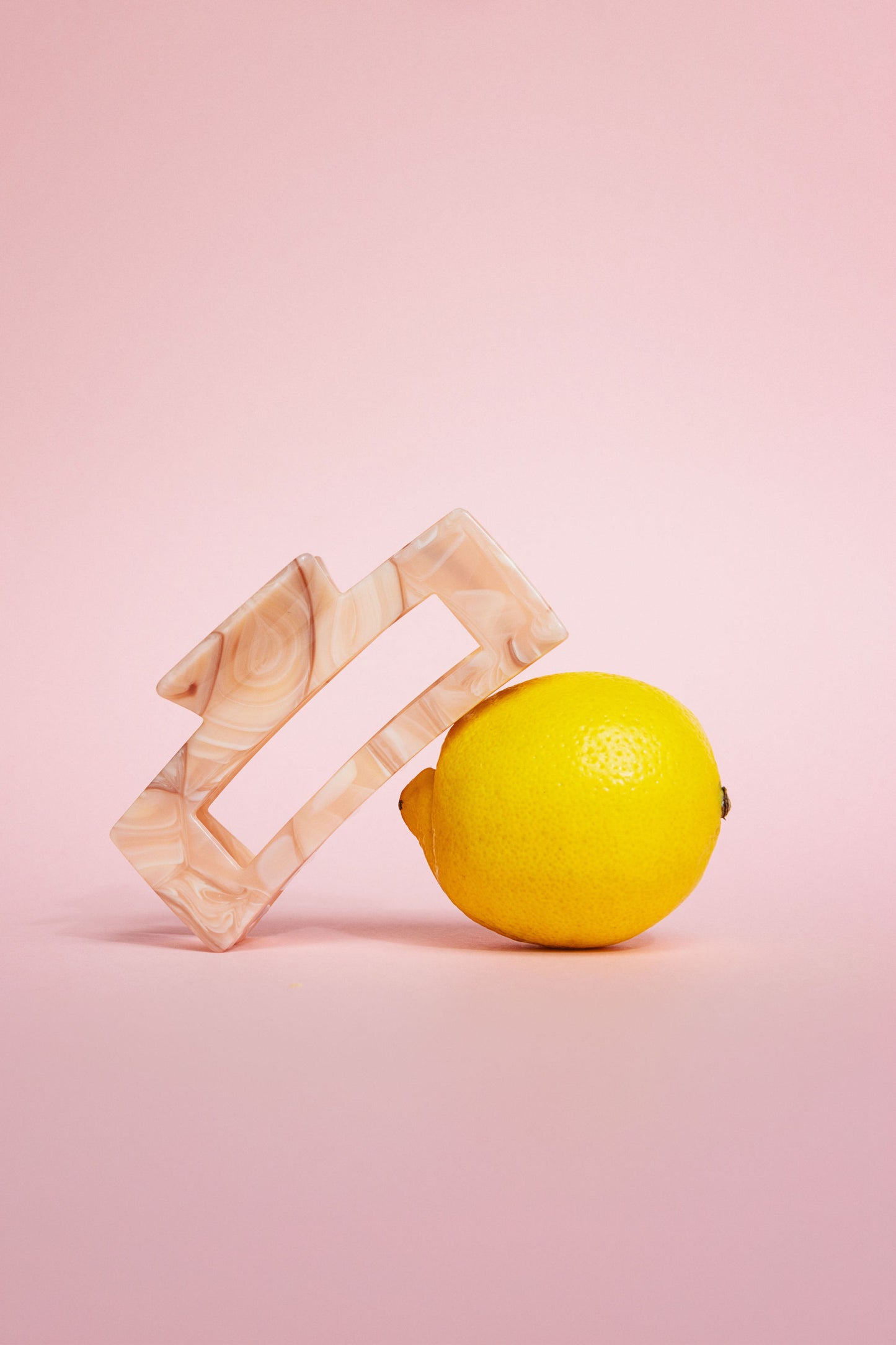 Nora plaukų segtukas -  Peach Haze (M dydis)