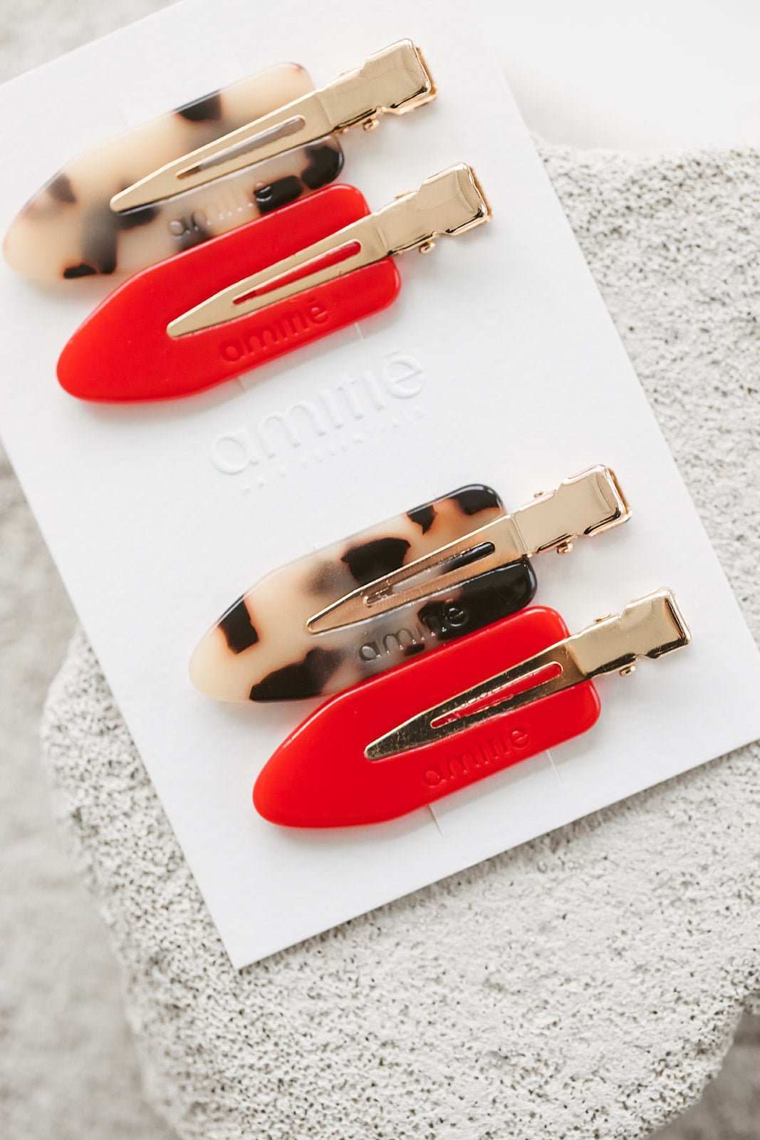 Makiažo plaukų segtukai (4 vnt.) - migdolų latė ir raudonas bučinys - Amitié